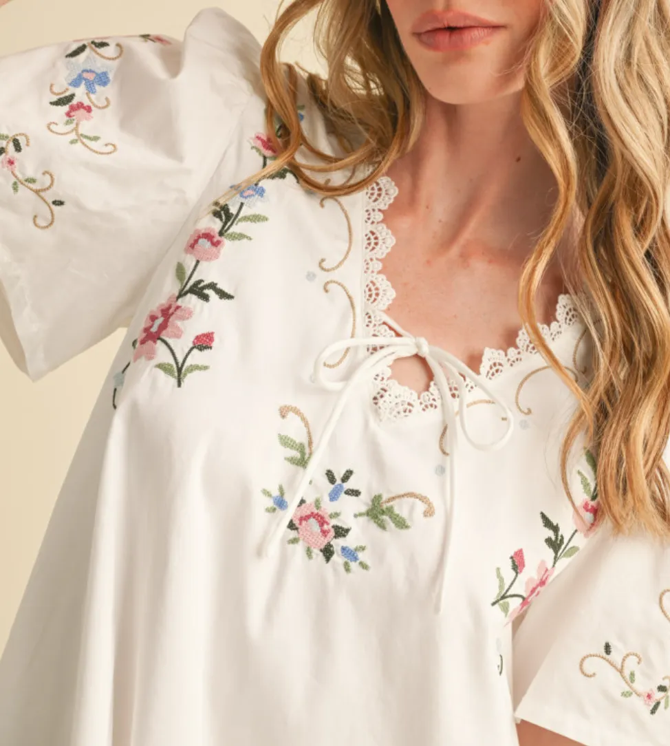 Lace Trim Floral Embroidery Mini Shift Dress